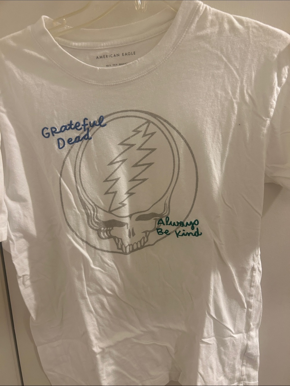 American Eagle Outfitters White Grateful Dead Skull Tee with Blue & Green Script